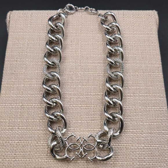 Guess Jewelry - 19 Inch Pavé & Quatro Guess Brand Necklace B1017